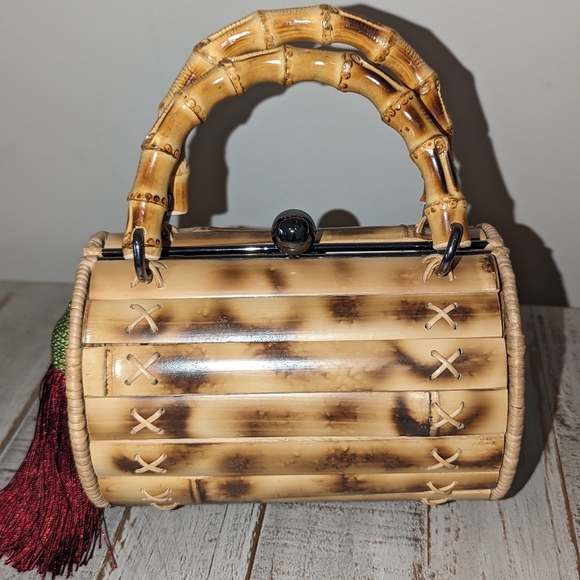 WaiWai Bamboo Tassel Handbag - Picture 5 of 10